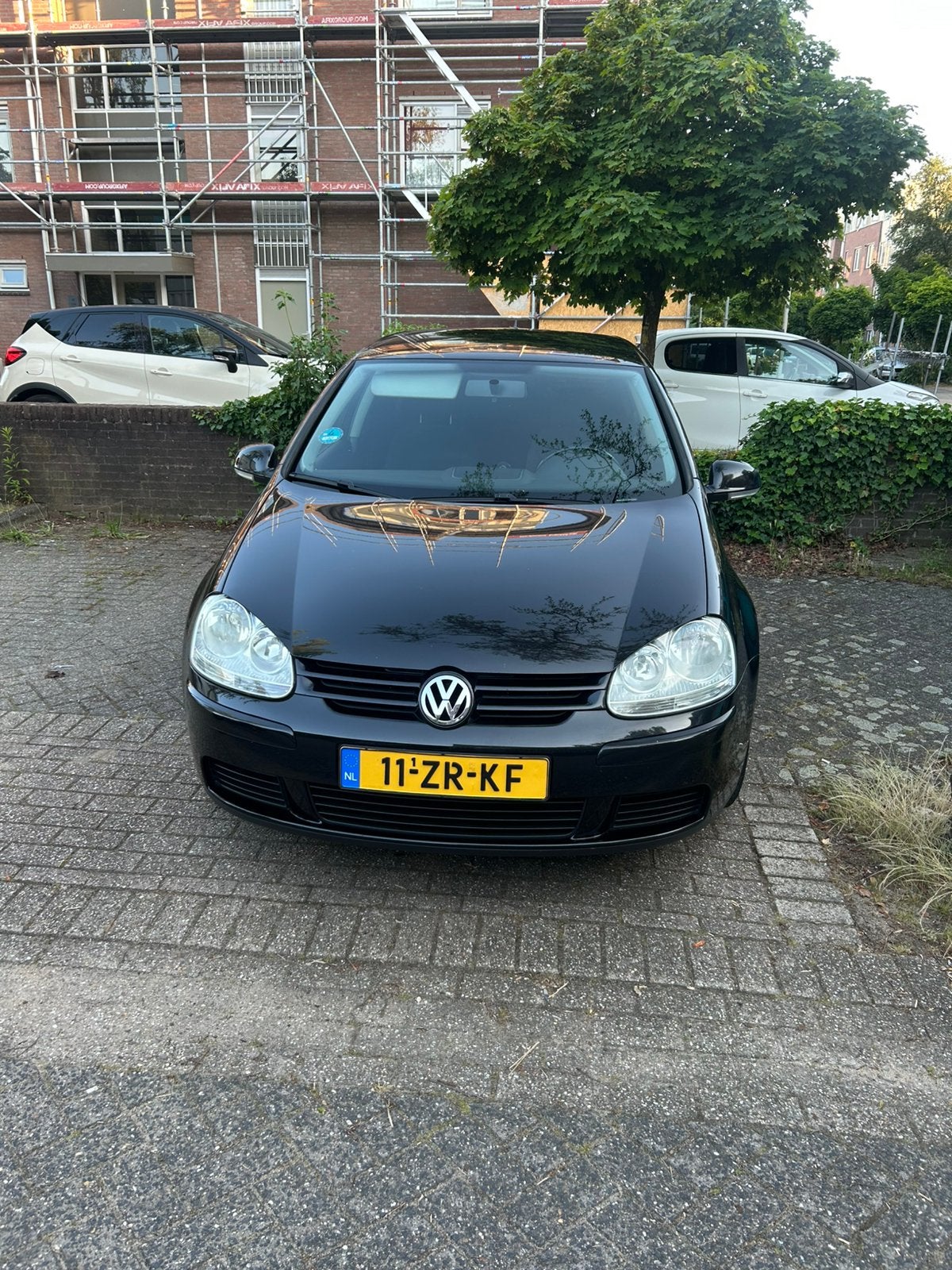 Volkswagen Golf 1.6 16V FSI 85KW 2008 Zwart, Auto's, Voorwielaandrijving, 4 cilinders, Parkeersensor, 620 kg