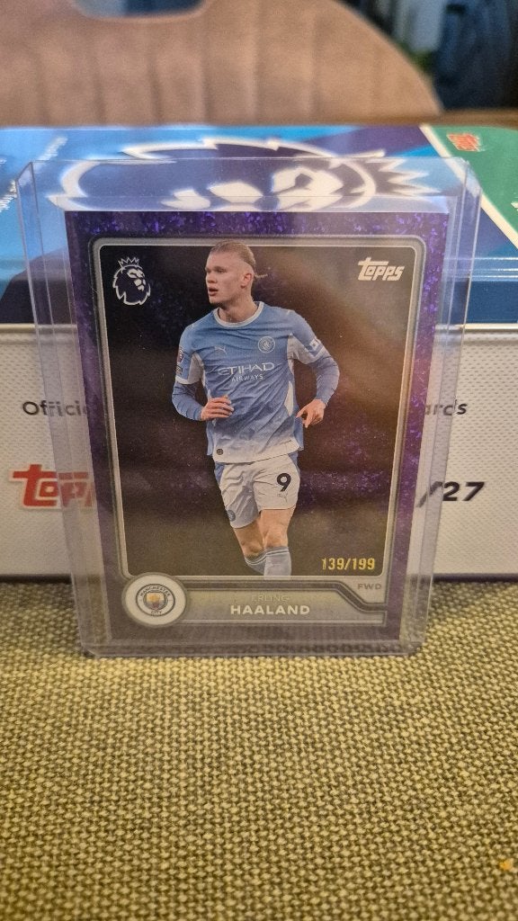 Genummerde kaarten Topps Premier League 26/27 Flagship, Ophalen of Verzenden, Zo goed als nieuw, Buitenlandse clubs, Spelerskaart
