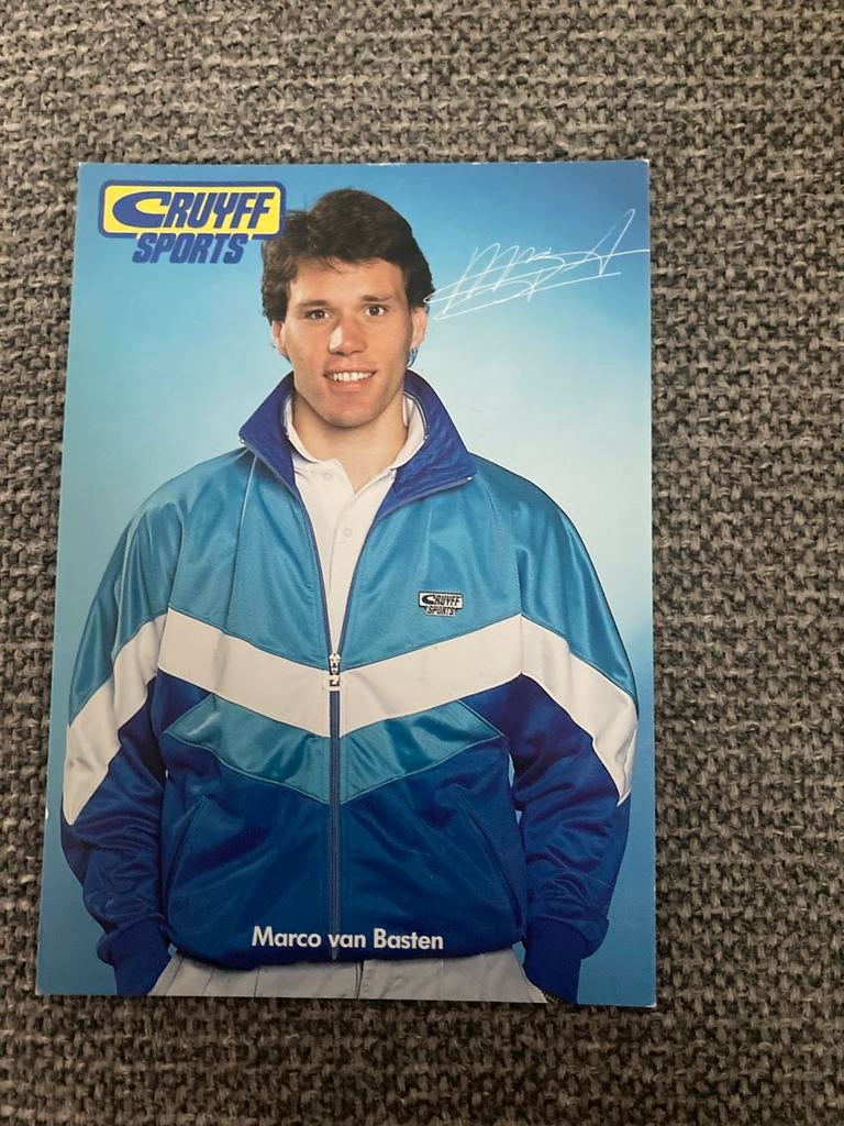 FOTO RECLAME KAART MARCO VAN BASTEN CRUIJFF SPORTS, Ophalen of Verzenden, Zo goed als nieuw, Ajax, Spelerskaart