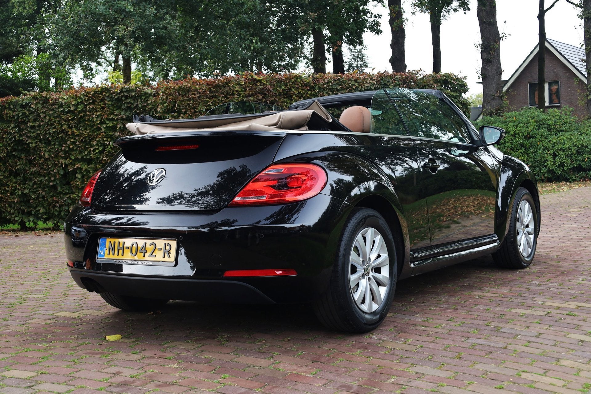 Volkswagen Beetle Cabriolet 1.4 TSI Sport BlueMotion DSG. |, Gebruikt, 4 stoelen, Zwart, Leder