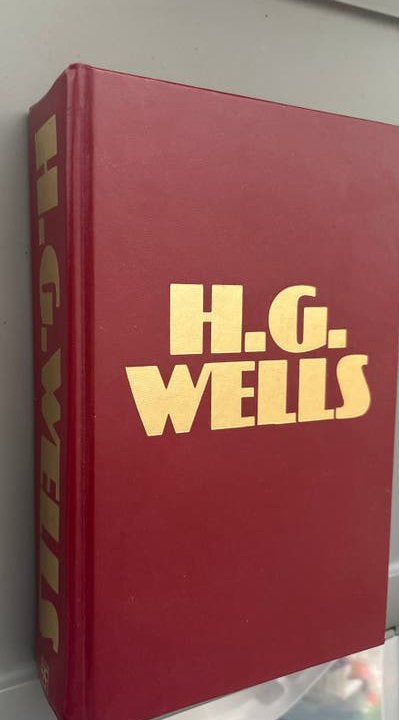 H.G. Wells Verzameld Werk - The Time Machine, War of the Wor, Ophalen of Verzenden, Zo goed als nieuw
