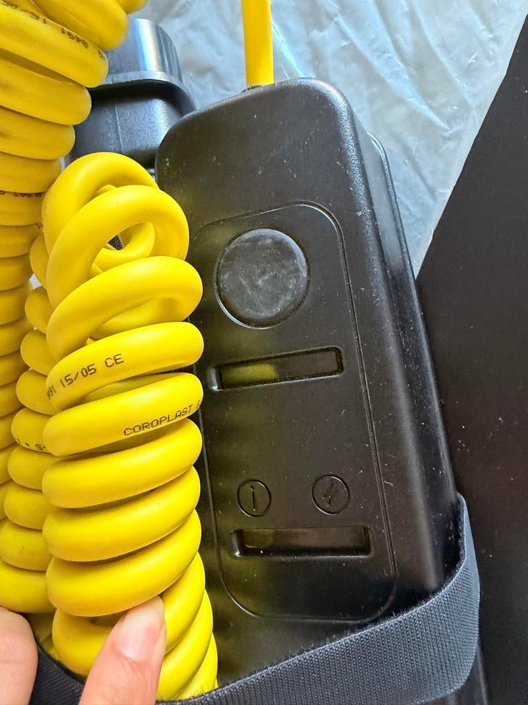Draagbare Laadkabel voor Elektrische Voertuigen (EVSE), Auto diversen, Laadpalen, Ophalen of Verzenden, Zo goed als nieuw, Laadkabel