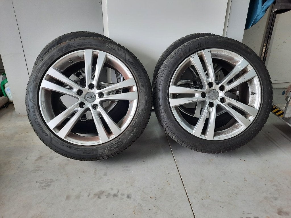 Lexus GS 450h / GS 300h Winterbanden met velgen 18 inch, Ophalen, 18 inch, Gebruikt, Velg(en)