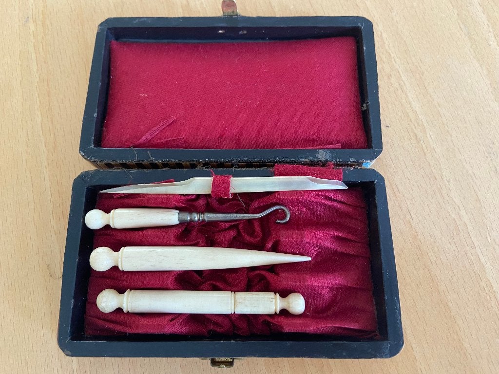 Antieke Naaigarnituurset in Houten Doosje, Ophalen of Verzenden