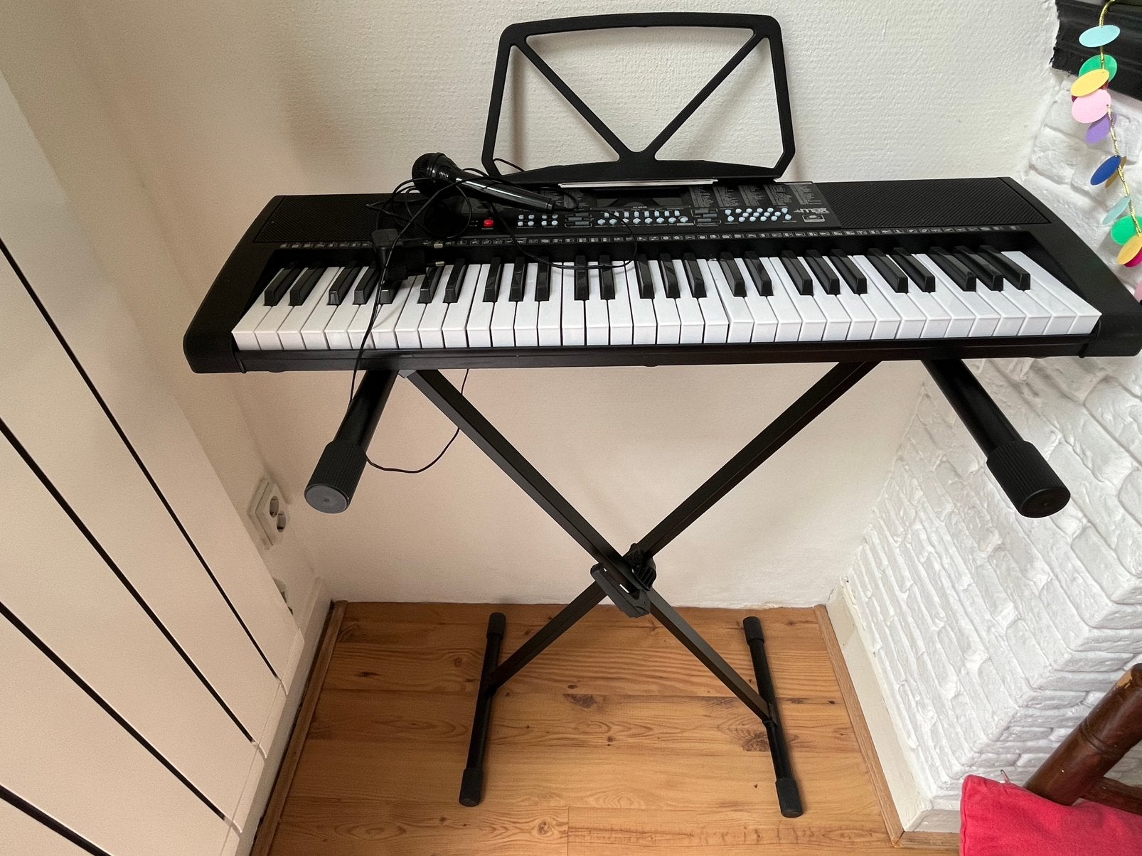 MAX KB5 keyboard met 61 lichtgevende toetsen en microfoon, Muziek en Instrumenten, Met standaard, Ophalen, Overige merken, 61 toetsen