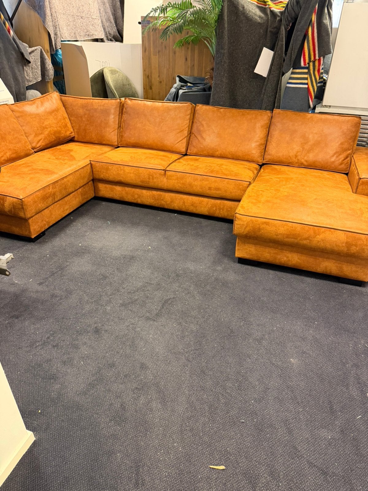 Marly U bank met slaap en opbergfunctie