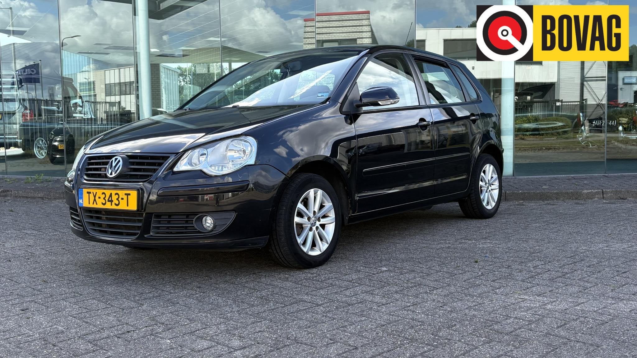 Volkswagen Polo 1.4-16V Comfortline AC doet het niet, Auto's, Voorwielaandrijving, Stof, 4 cilinders, Zwart