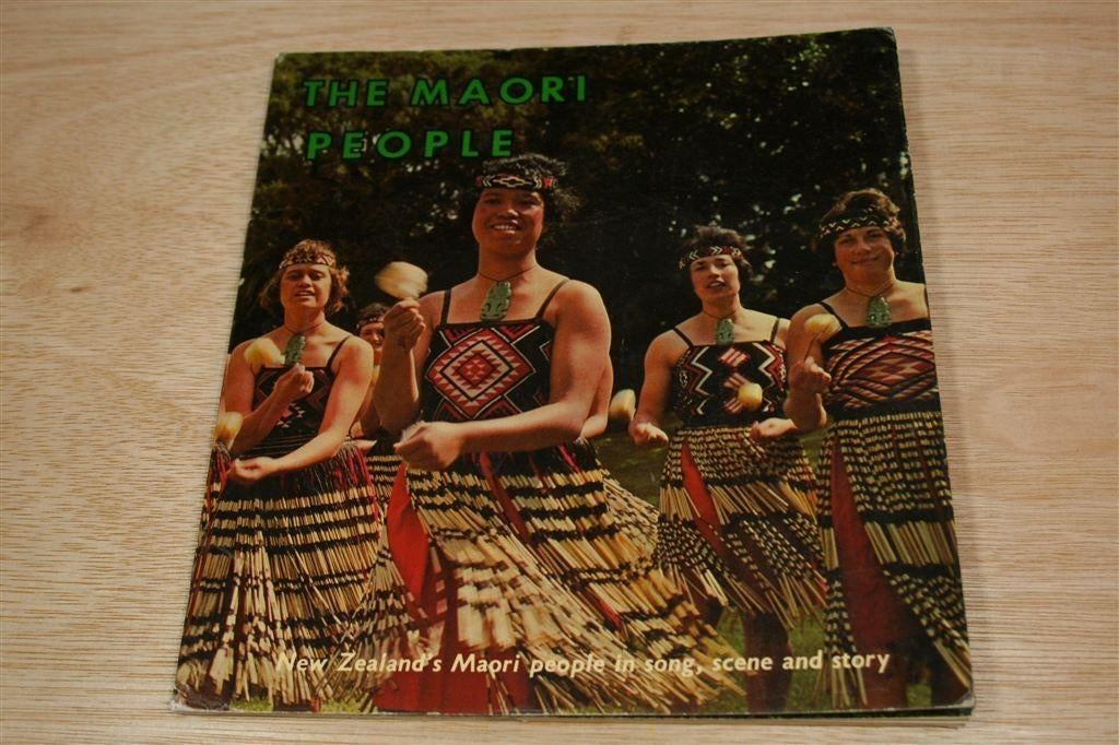 De Maori Zeeland [1960] — Zang, Beeld & Verhaal [met EP], Ophalen of Verzenden, Gelezen, Azië