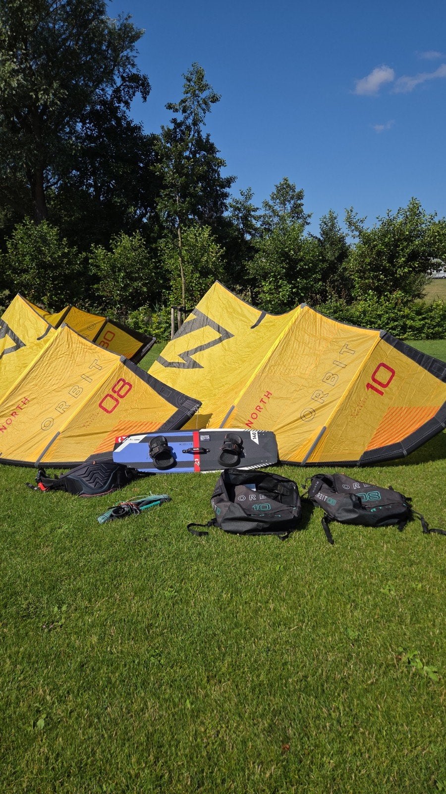NORTH KITE SURF SET! COMPLEET, Watersport en Boten, Kitesurfen, Ophalen, Kitesurf-set, Twintip, 8 m²