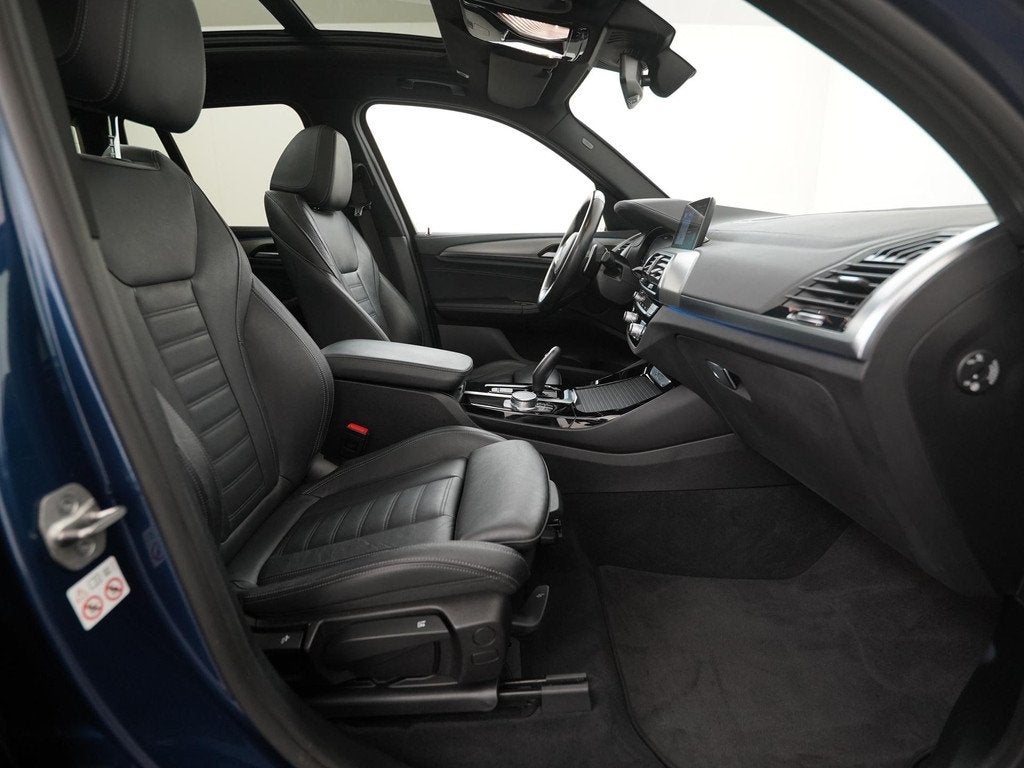 BMW X3 xDrive30e M Sport | Panoramadak | Leder | Trekhaak |, Auto's, BMW, Gebruikt, Euro 6, 4 cilinders, Blauw