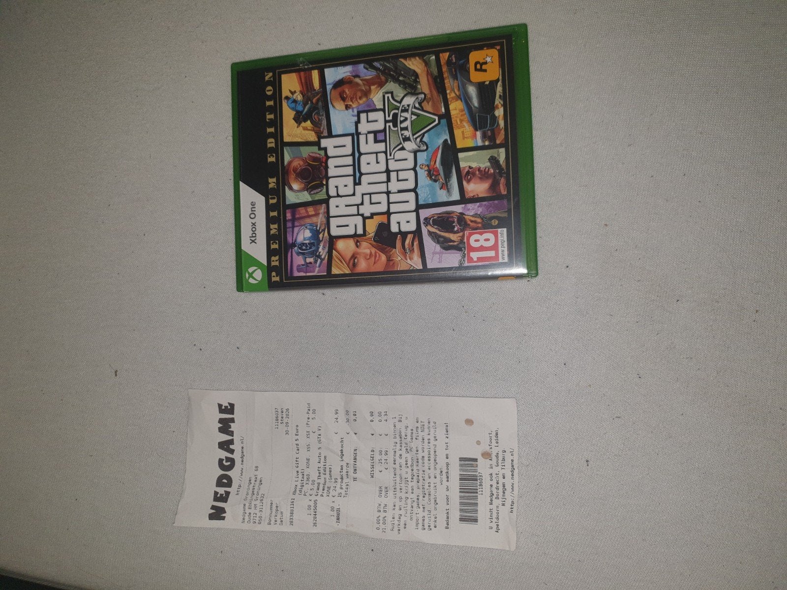 Grand Theft Auto V (GTA 5) Premium Edition Xbox One, Spelcomputers en Games, Online, Vanaf 18 jaar, Zo goed als nieuw, 3 spelers of meer
