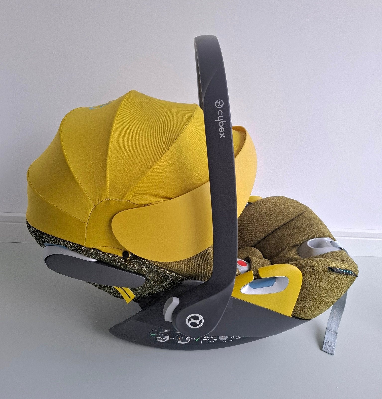 Cybex cloud Z i size mustard met Cybex base Z, Zo goed als nieuw, Isofix, 0 t/m 13 kg, Ophalen
