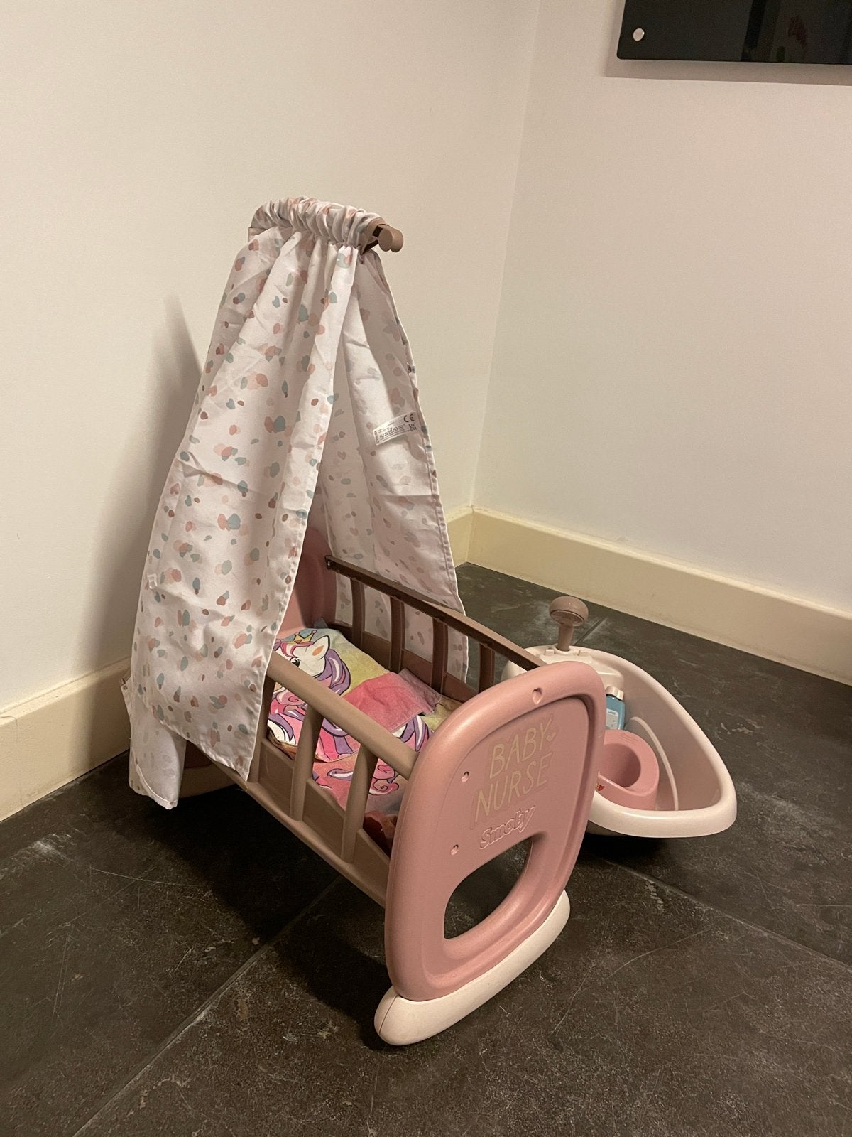 Baby Nurse Smoby poppenwieg met badje en accessoires, Ophalen, Gebruikt, Overige typen