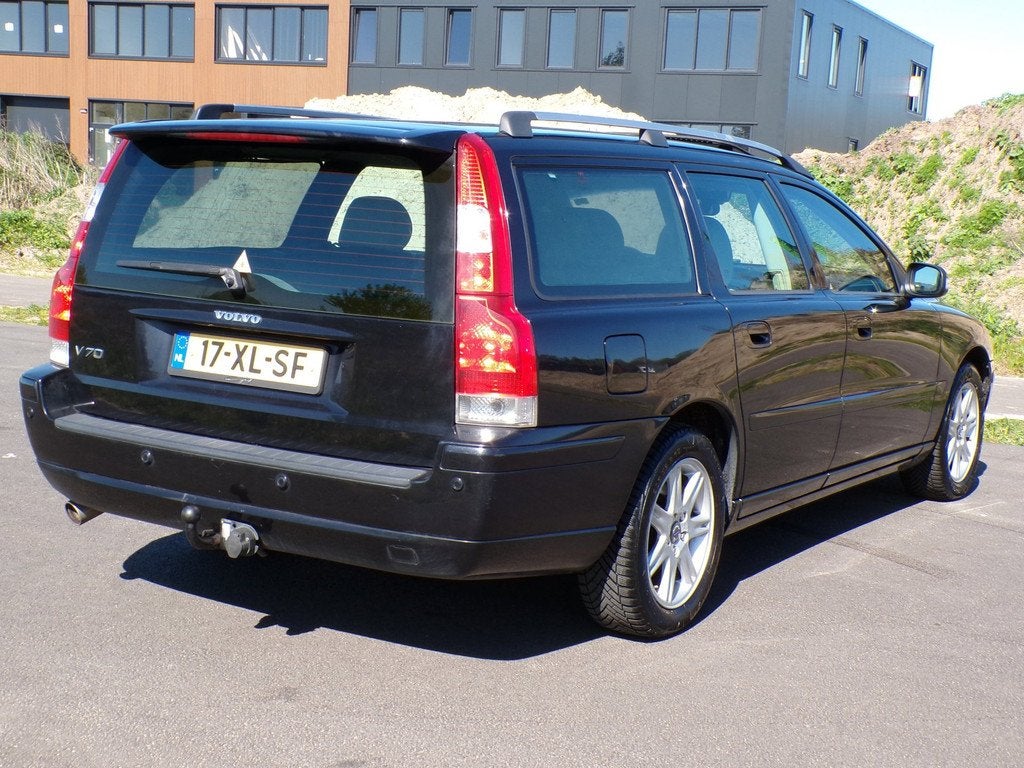 Volvo V70 2.4D Edition Sport|Dakje|Xenon|Leder|Trekhaak, Auto's, 1553 kg, Diesel, Grijs, Euro 4