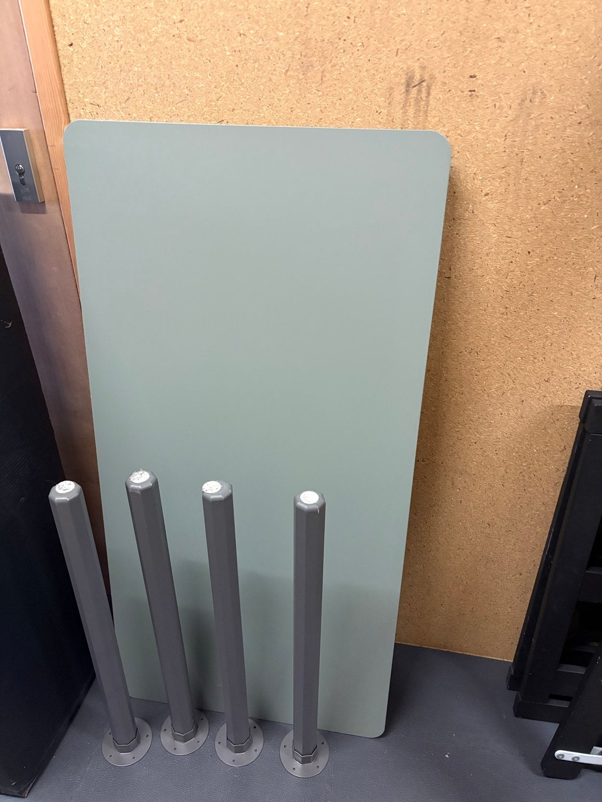 IKEA Amliden bureau - Gedemonteerd en klaar voor montage, Huis en Inrichting, Ophalen, Demontabel, Gebruikt, IKEA