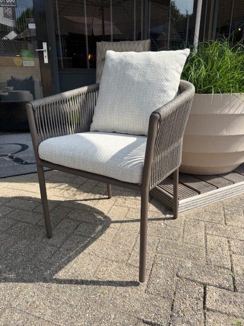 Outdoor stoelen Bossa, Ophalen, Hertogensingel 97 Oss, Info@ruederosa.nl, Rue de Rosa