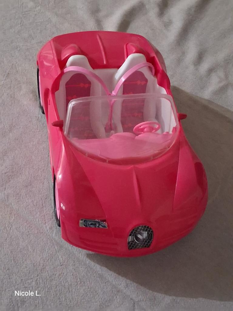 2 Barbie auto's - Roze cabrio en klassieke auto, Ophalen of Verzenden, Gebruikt