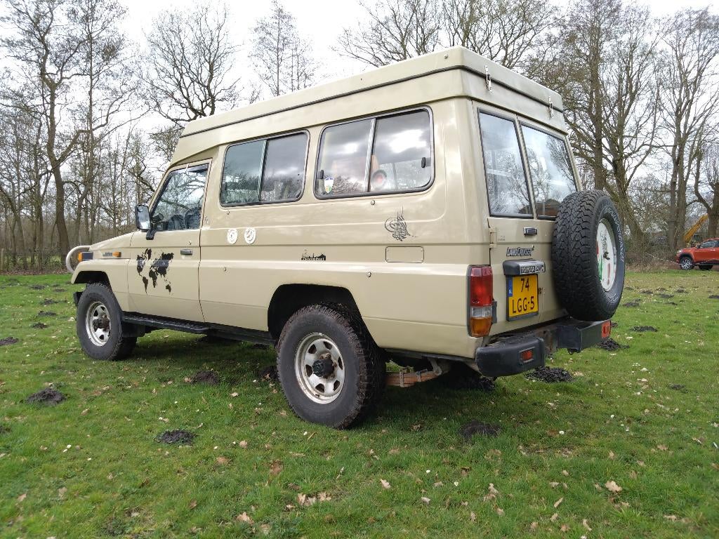 Toyota Land Cruiser BJ75 Camper – 1986 Oldtimer, foto 6