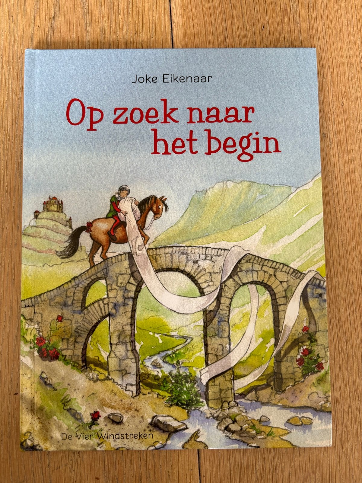 Op zoek naar het begin - Joke Eikenaar Prentenboek, Ophalen of Verzenden, Zo goed als nieuw, Prentenboek