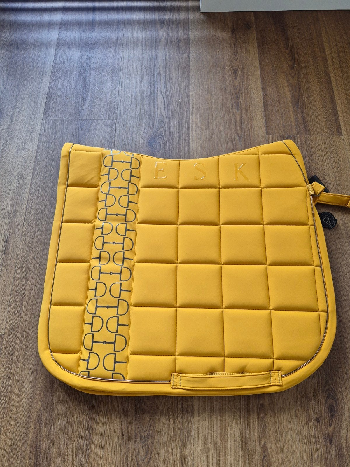 Dekje Eskadron platinum big square bits full dressuur geel, Dieren en Toebehoren, Full (L), Dressuurdekje, Nieuw, Ophalen of Verzenden
