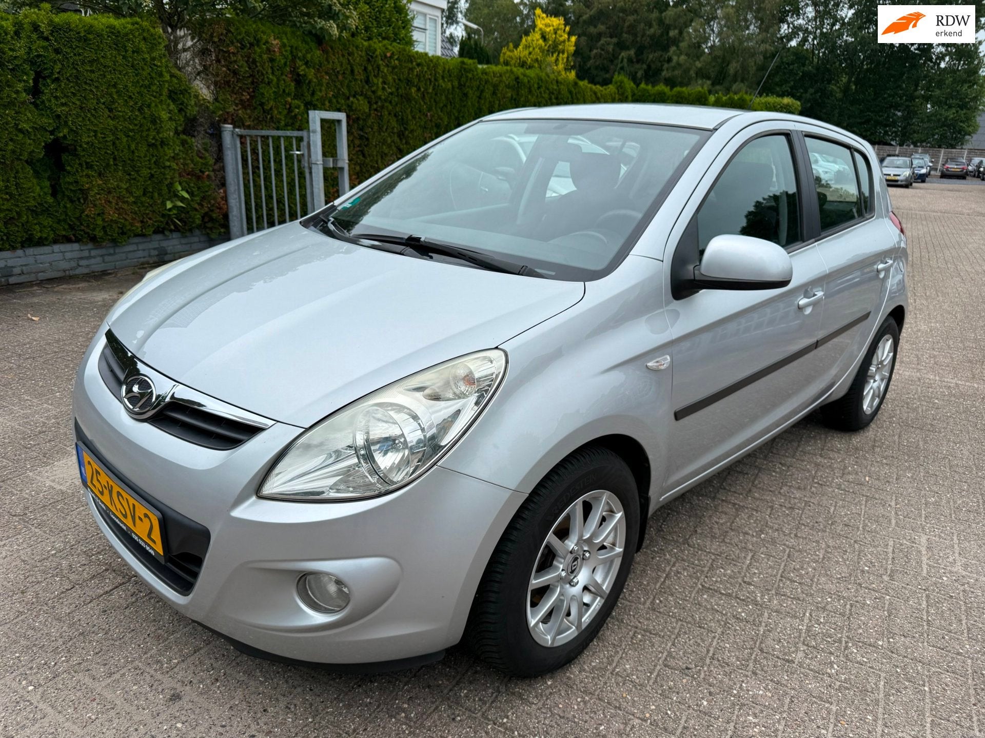 Hyundai I20 1.2i 5-DRS DynamicVersion AIRCO LMV TREKHAAK NAP, Auto's, Gebruikt, 31 €/maand, 4 cilinders, Origineel Nederlands