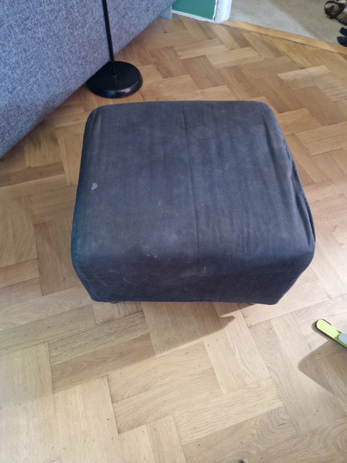 Poef, Ophalen, Gebruikt, 50 tot 75 cm, Vierkant