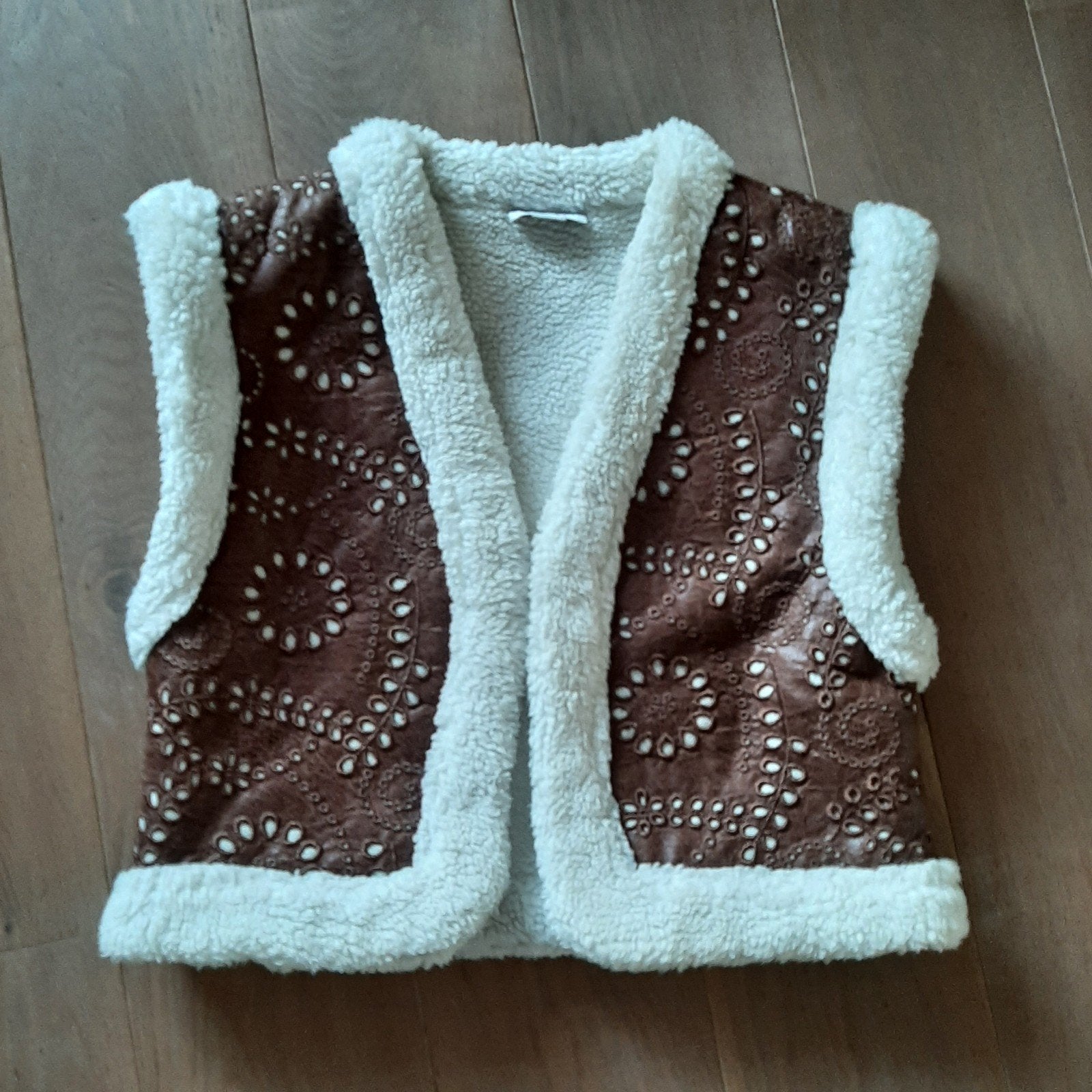 Gilet xs. Nieuw!, Ophalen of Verzenden, Nieuw, Maat 34 (XS) of kleiner, Bruin