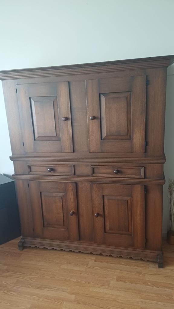 GRATIS robuuste eikenhouten kast., Antiek en Kunst, Ophalen