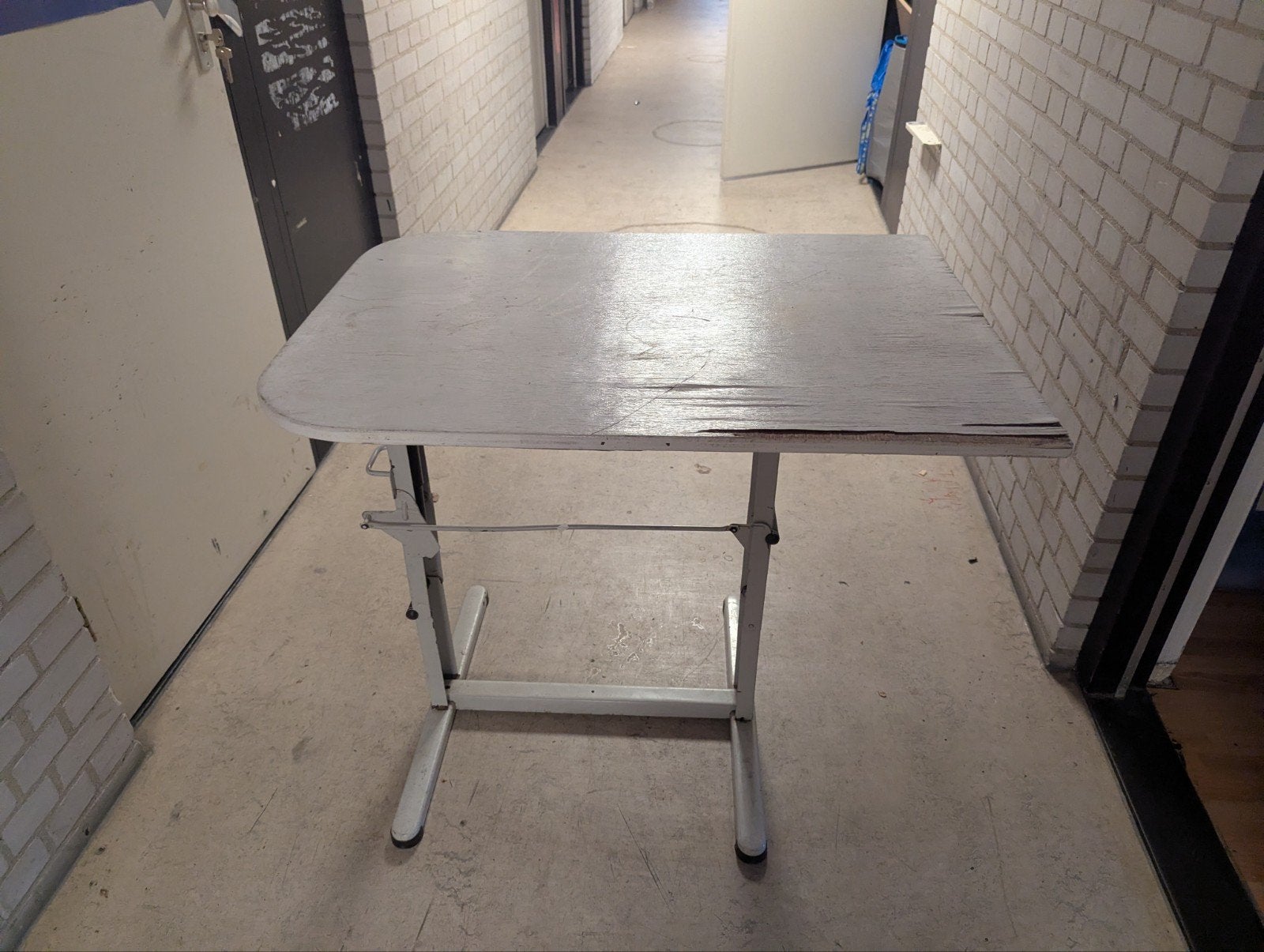 Verstelbare tafel voor camper of caravan, Ophalen of Verzenden, Gebruikt