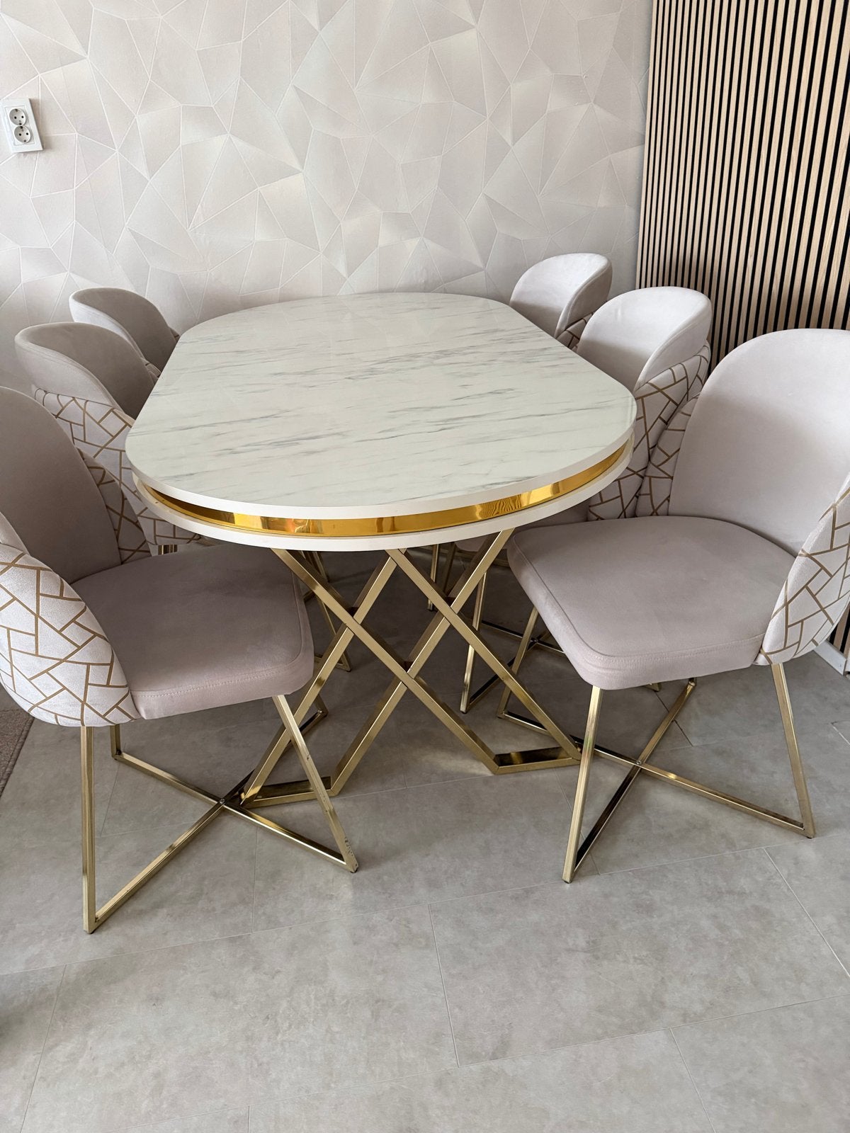 Eetkamertafel + 6 stoelen marmerlook met gouden accenten, Huis en Inrichting, Tafels | Eettafels, Ophalen, 50 tot 100 cm, Zo goed als nieuw