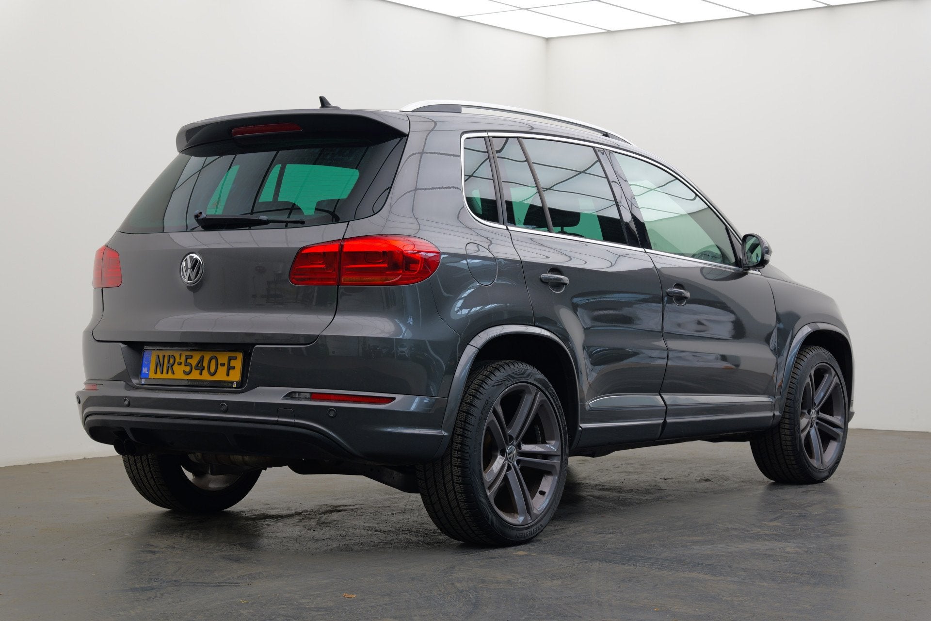 Volkswagen Tiguan 2.0 TSI Sport&Style 4Motion | R-Line | Blu, Auto's, Automaat, Euro 5, Stof, Gebruikt