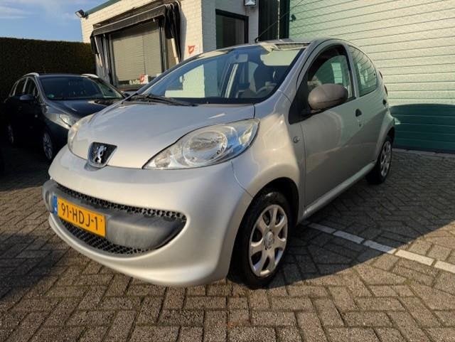 Peugeot 107 /Airco!, Auto's, Voorwielaandrijving, Stof, Gebruikt, 4 stoelen