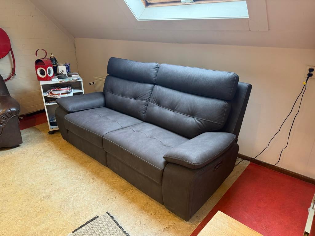 2,5-zits bank met elektrische relaxfunctie, Huis en Inrichting, Banken | Bankstellen, Ophalen, Gebruikt, Driepersoons, 75 tot 100 cm