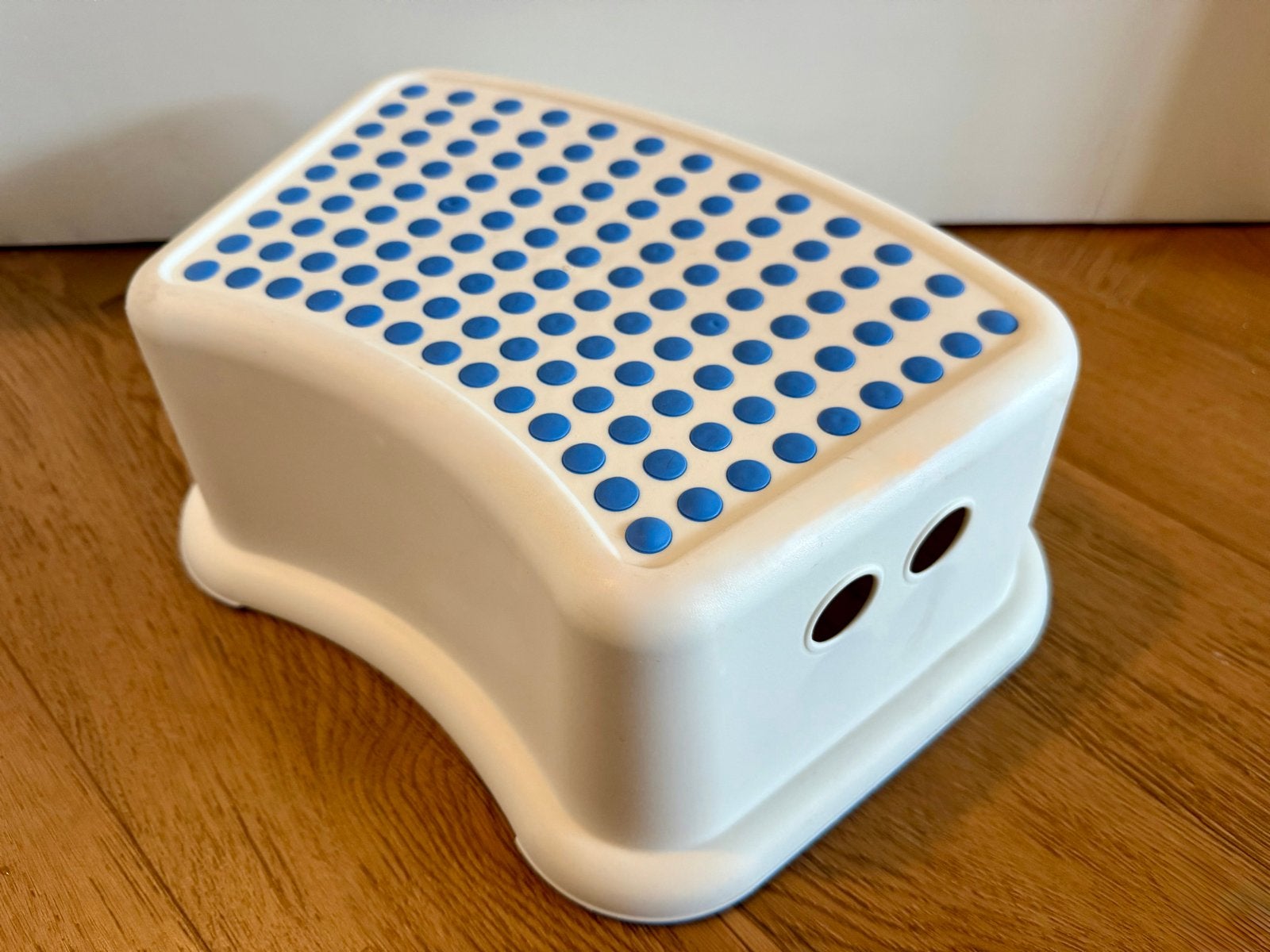 IKEA opstapje - wit/blauw, Ophalen, Zo goed als nieuw, Kunststof