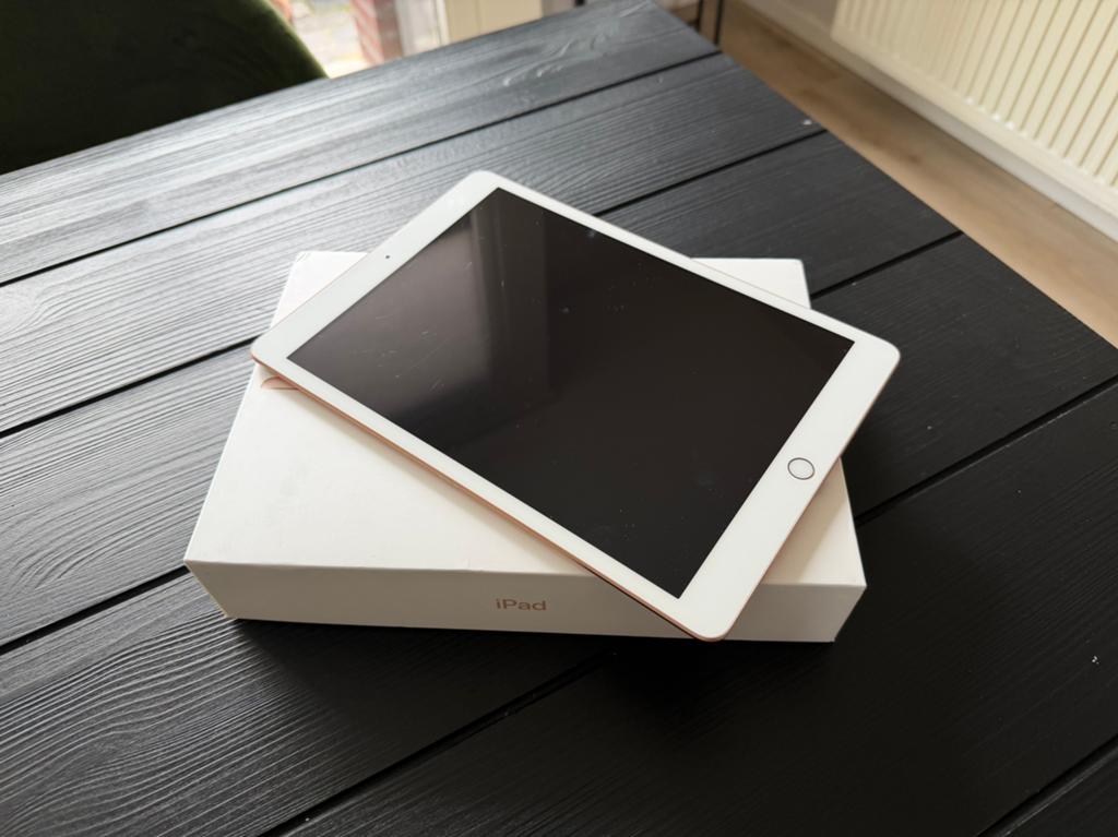 Apple iPad (7e generatie) 32GB - Zo goed als nieuw, Computers en Software, Apple iPads, Rose Goud, 32 GB, Zo goed als nieuw, Wi-Fi