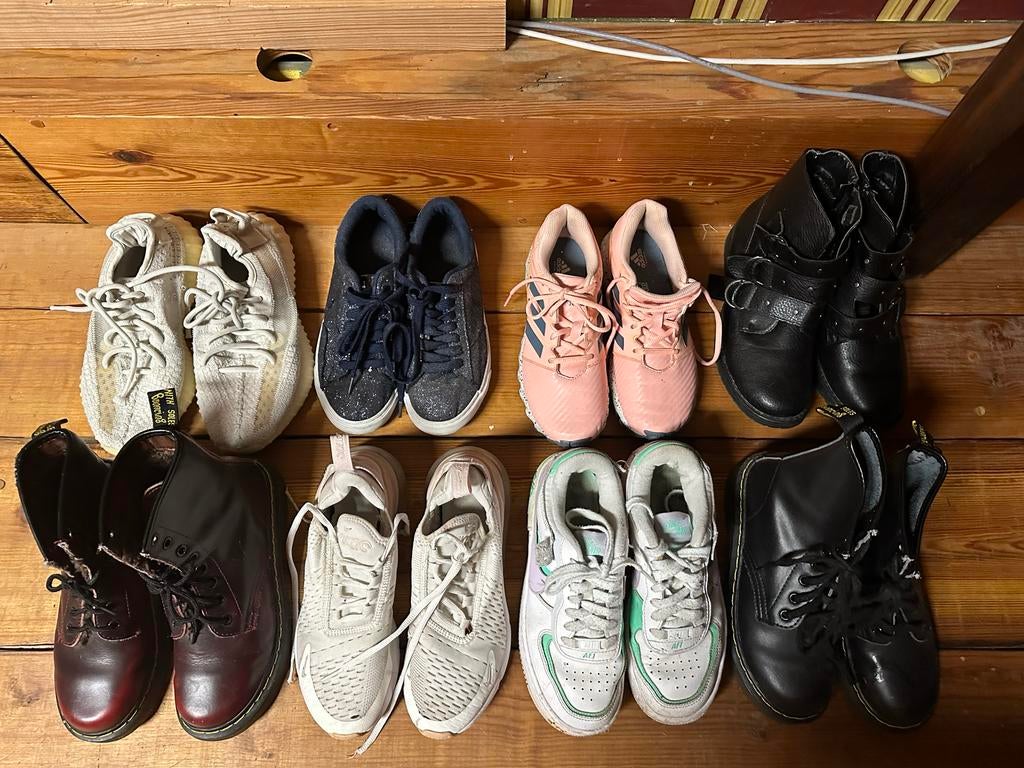 Diverse merk sneakers en leren laarsjes mt 35/36, Kleding | Dames, Schoenen, Ophalen of Verzenden, Roze, Sneakers of Gympen, Zo goed als nieuw