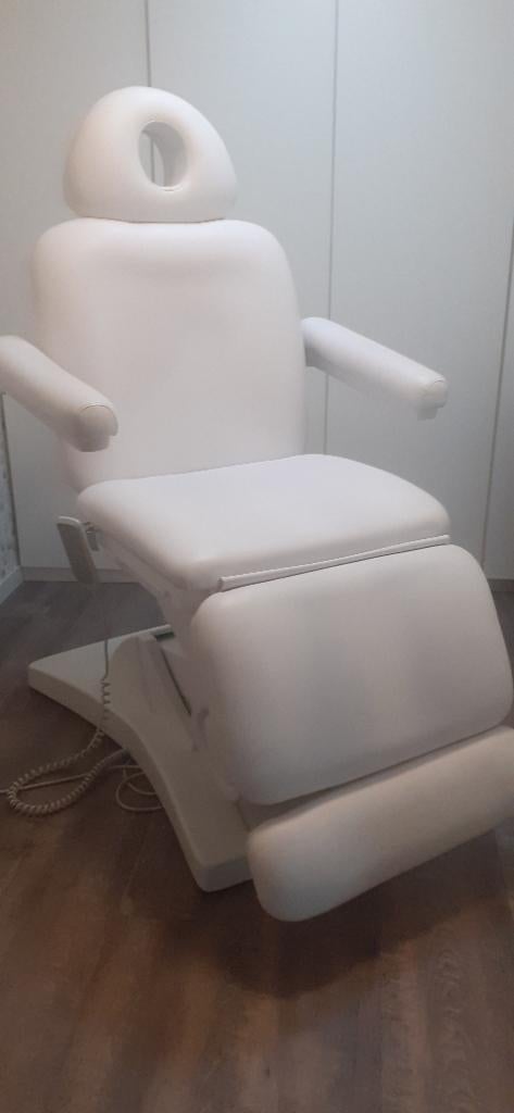 Pedicure/massage stoel volledig elektrisch, Ophalen, Zo goed als nieuw, Overige typen