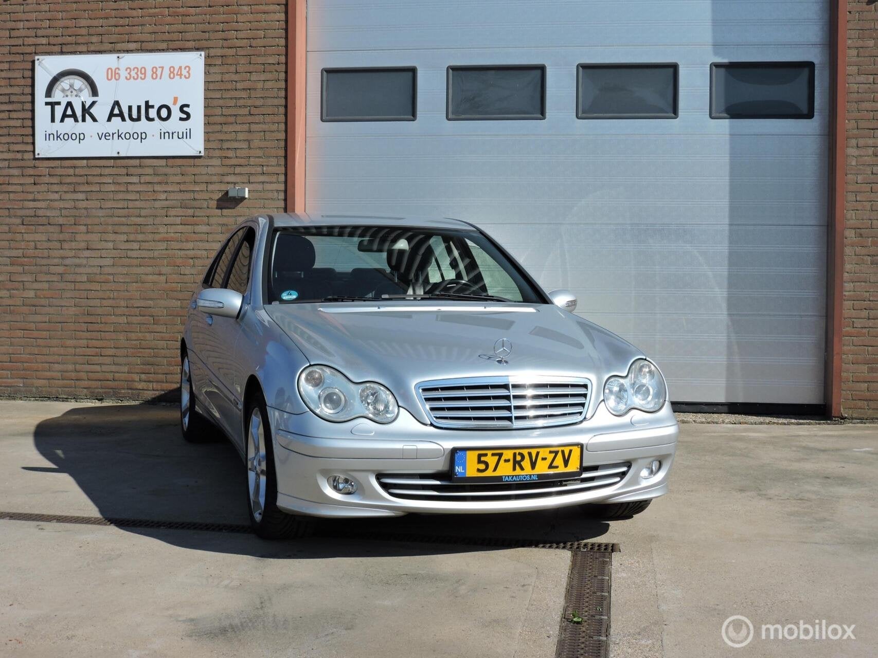 Mercedes C-klasse 180 K. Classic/Airco/Leer/boekje/NAP, Auto's, 1385 kg, Achterwielaandrijving, Gebruikt, 1796 cc