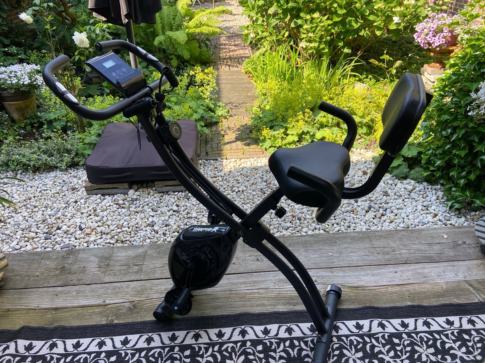 BluMill X-Bike Hometrainer - Opvouwbaar en Compact, Ophalen of Verzenden, Zo goed als nieuw, Metaal, Benen