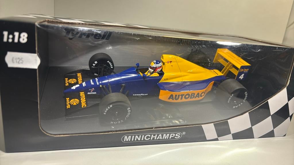 F1 Tyrrell ford 018 j.alese minichamps 1.18