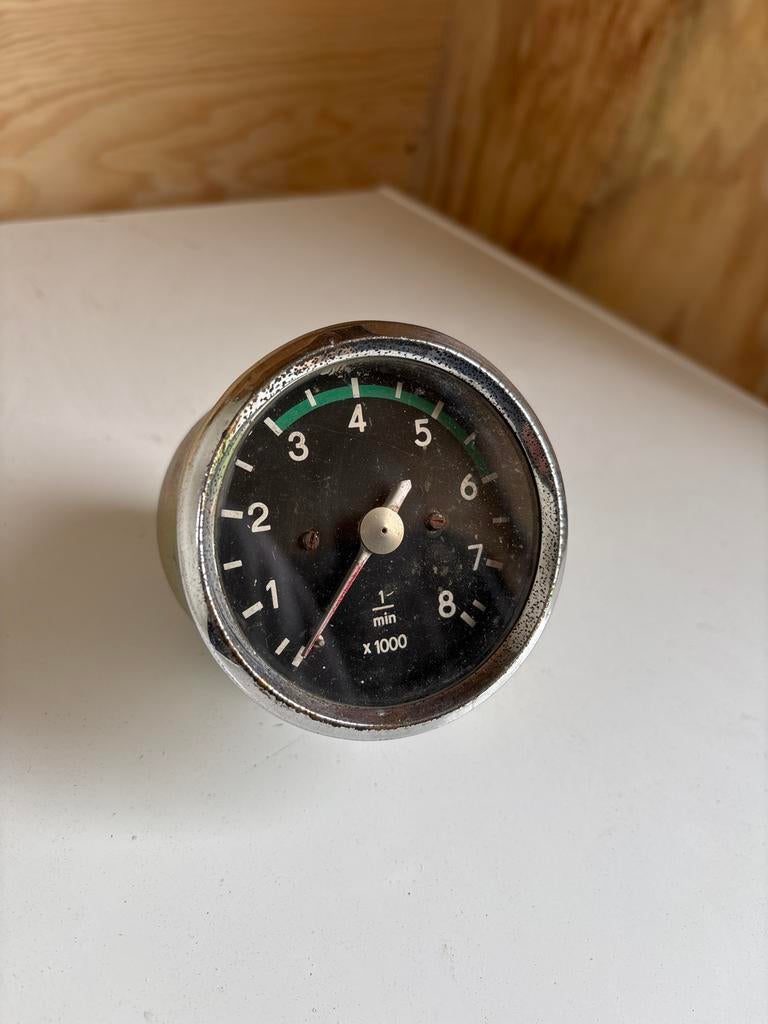 Diverse oldtimer onderdelen klassieke motoren / auto, Ophalen, Gebruikt, Oldtimer onderdelen