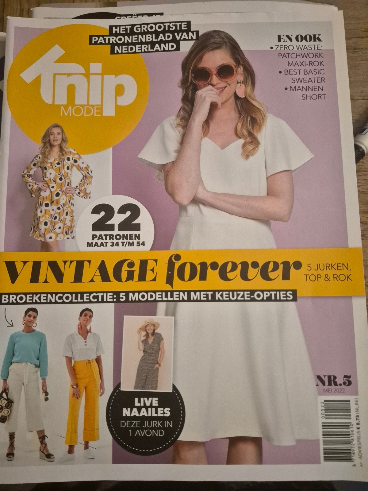 Knipmode Nr. 5 Mei 2022 - Patronenblad Vintage Forever, Overige typen, Vrouw, Ophalen of Verzenden, Zo goed als nieuw