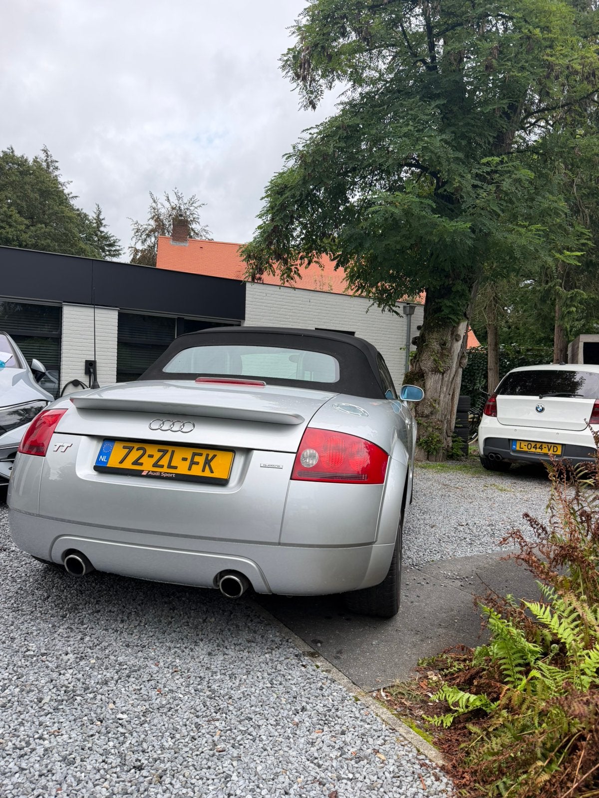 Audi TT 2001 Grijs 224PK BASEBALL, foto 2