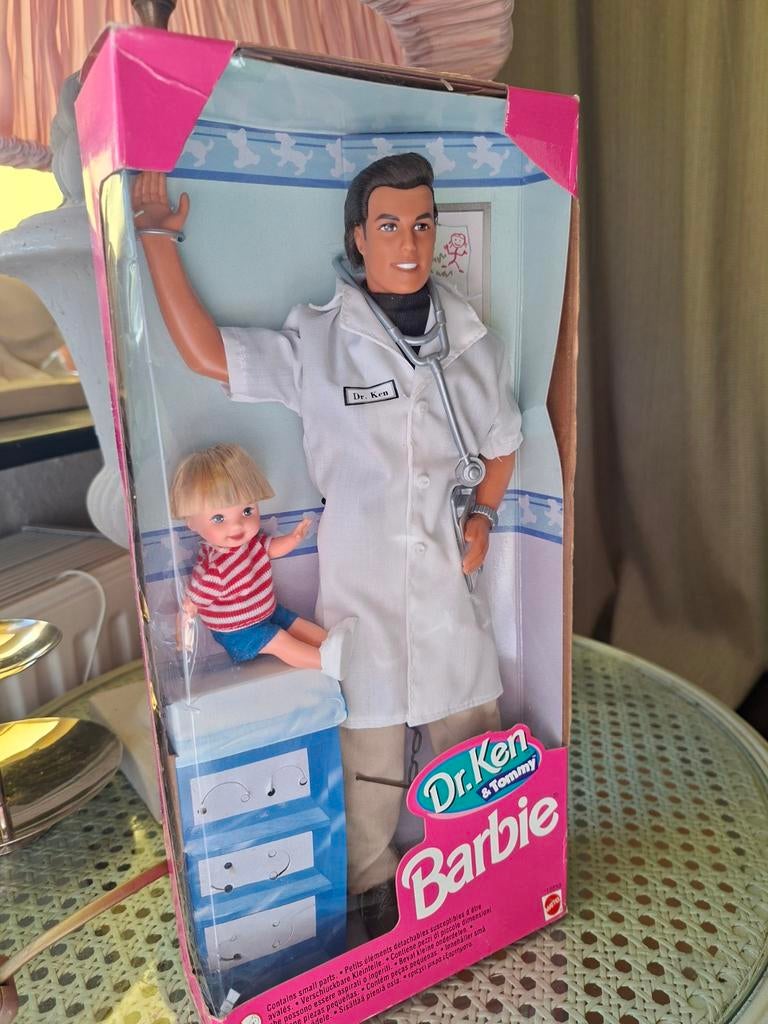 Vintage Dr. Ken & Tommy set dokter en kind Mattel 1997, Ophalen of Verzenden, Nieuw, Pop