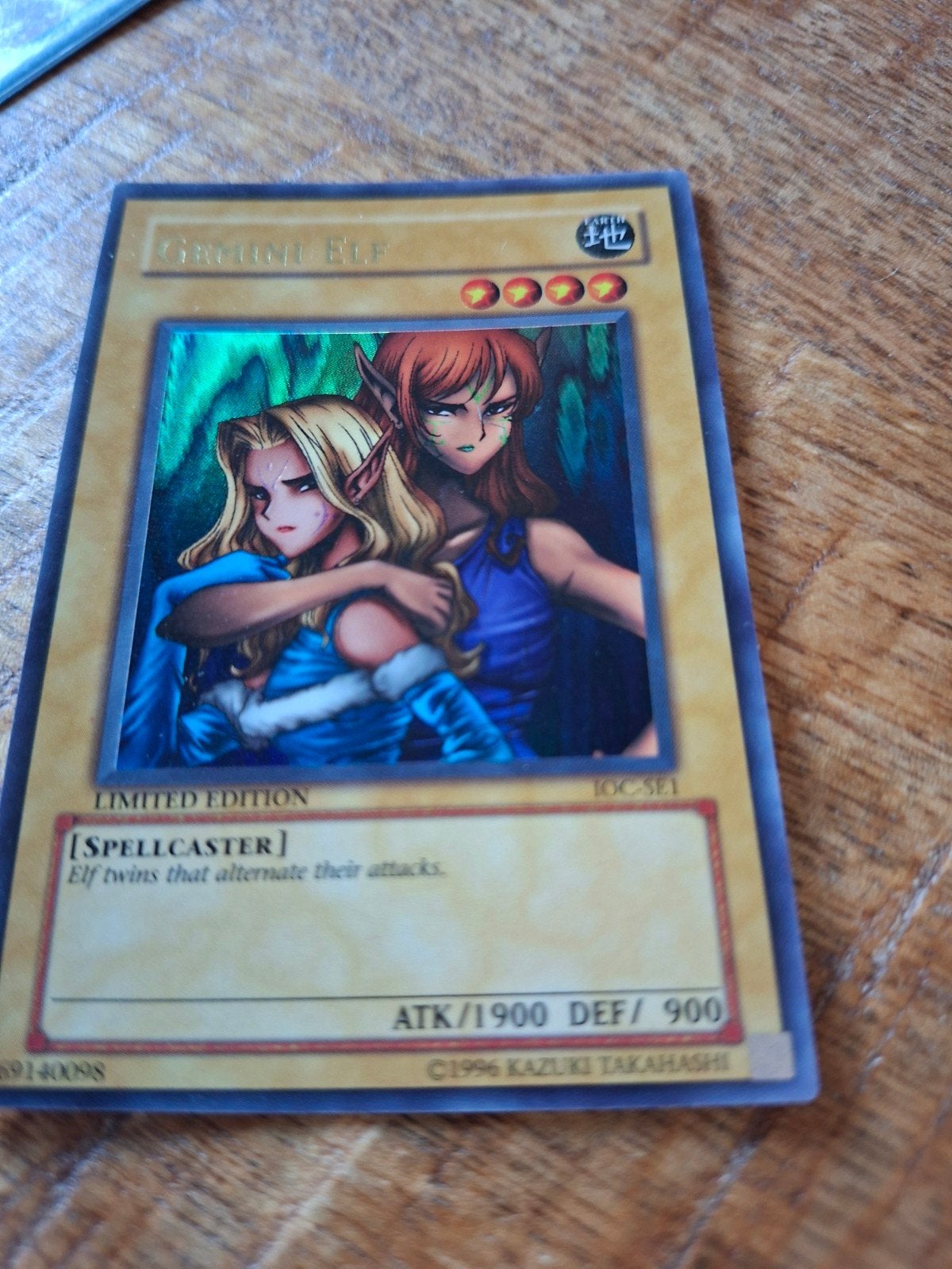 Yu-Gi-Oh! Gemini Elf Limited Edition Spellcaster Kaart, Ophalen of Verzenden, Gebruikt, Losse kaart, Foil