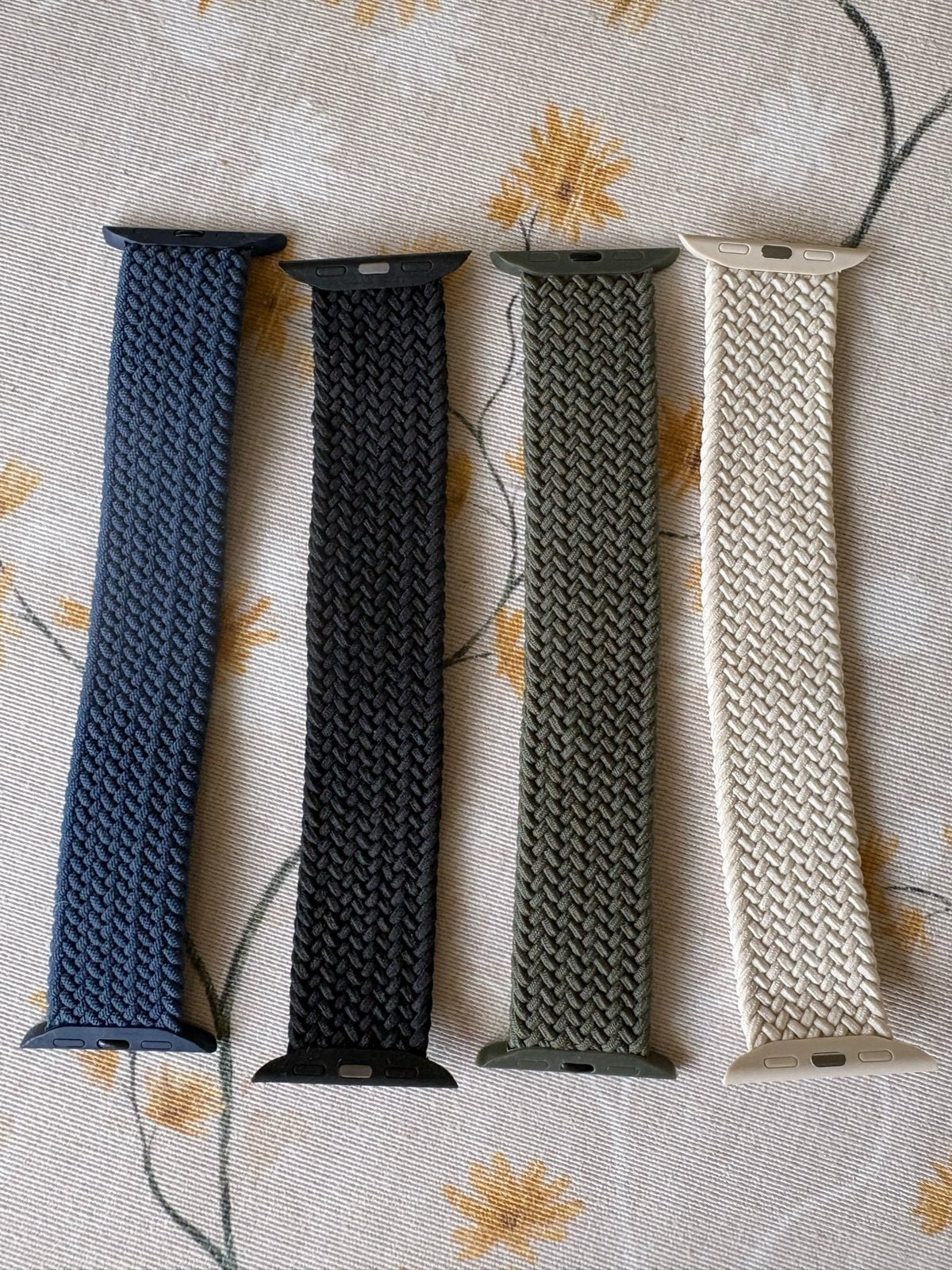 4x Nylon Bandjes voor Apple Watch 40mm - Diverse Kleuren, Overige merken, Overige materialen, Polshorloge, Nieuw