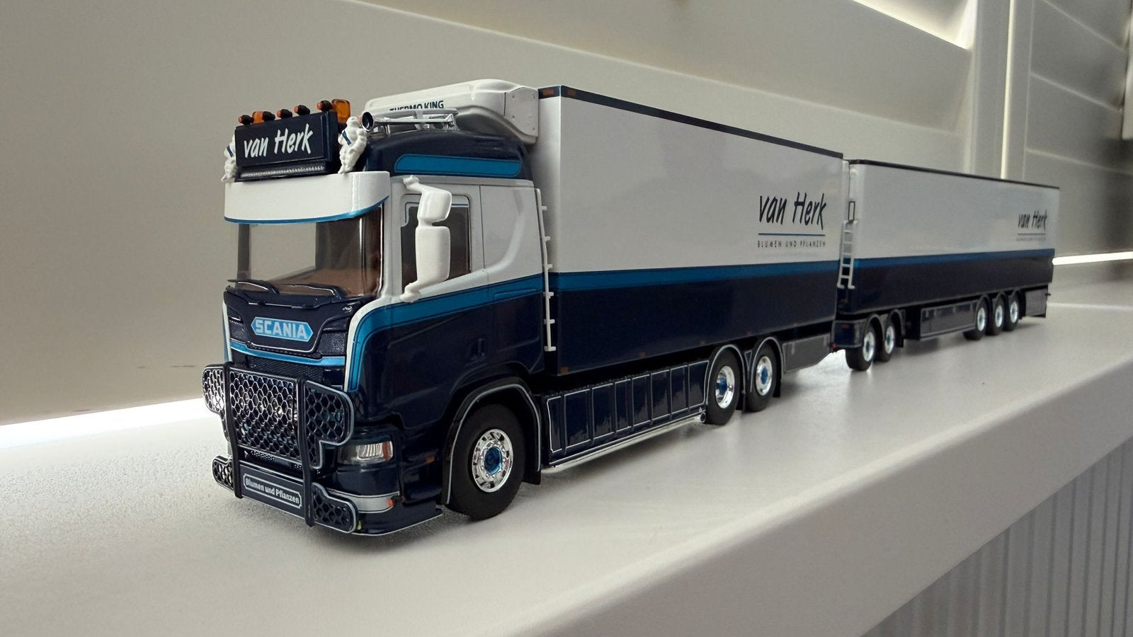Tekno van Herk LZV, Hobby en Vrije tijd, Modelauto's | 1:50, Ophalen of Verzenden, Nieuw, Bus of Vrachtwagen, Tekno