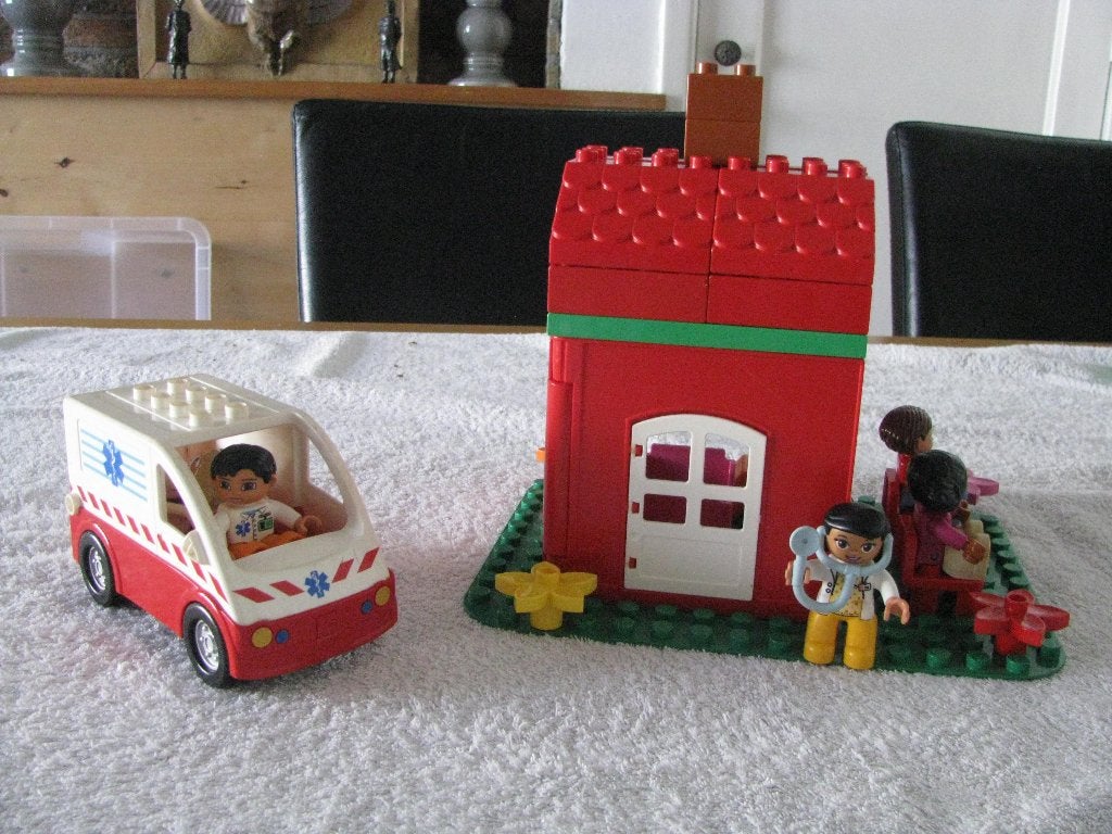 Duplo Lego. Ambulance + huis, Ophalen of Verzenden, Gebruikt, Overige typen, Duplo