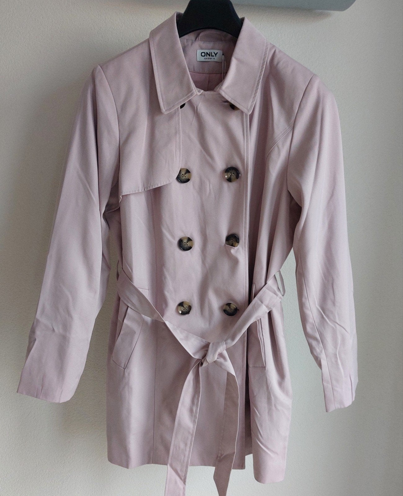 Nieuwe Only trenchcoat. maat L, Only, Maat 42/44 (L), Nieuw, Ophalen of Verzenden