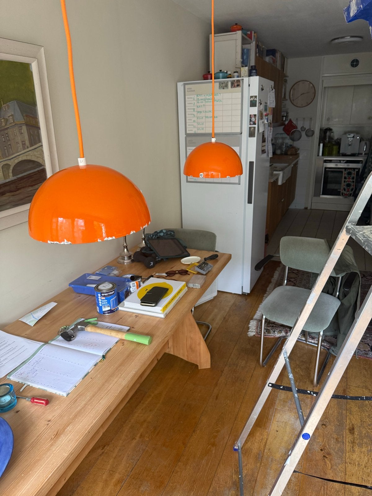 Set van 2 vintage oranje hanglampen, Gebruikt, Metaal, E27 (groot), Ophalen of Verzenden